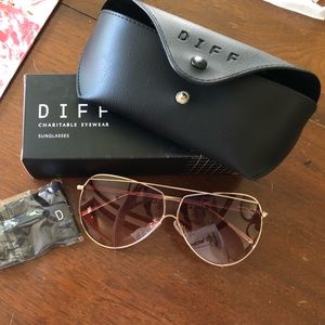 DIFF Maeve Aviator Rose Gold Sunglasses